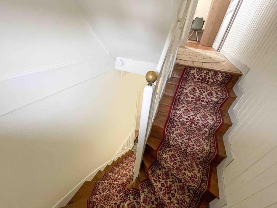 4 Chambres / Grande Maison / Toute équipée Amiens Esterno foto