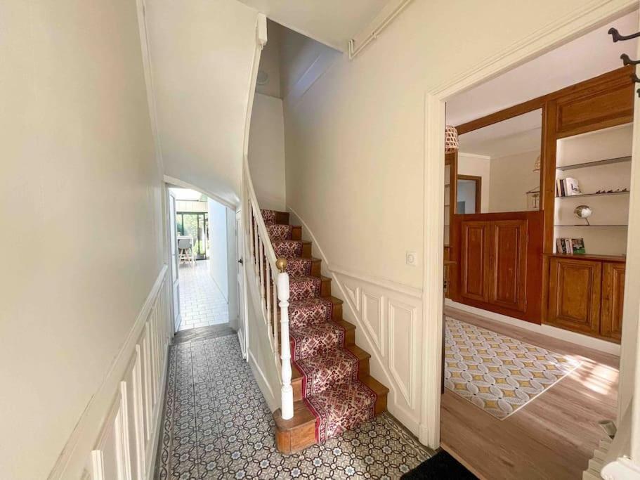 4 Chambres / Grande Maison / Toute équipée Amiens Esterno foto
