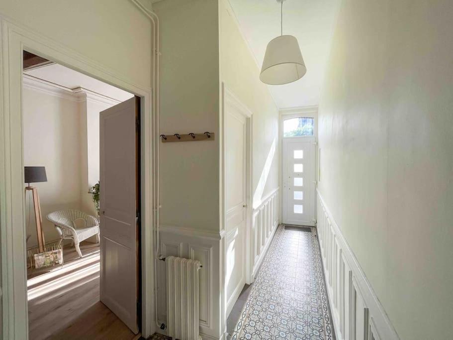 4 Chambres / Grande Maison / Toute équipée Amiens Esterno foto