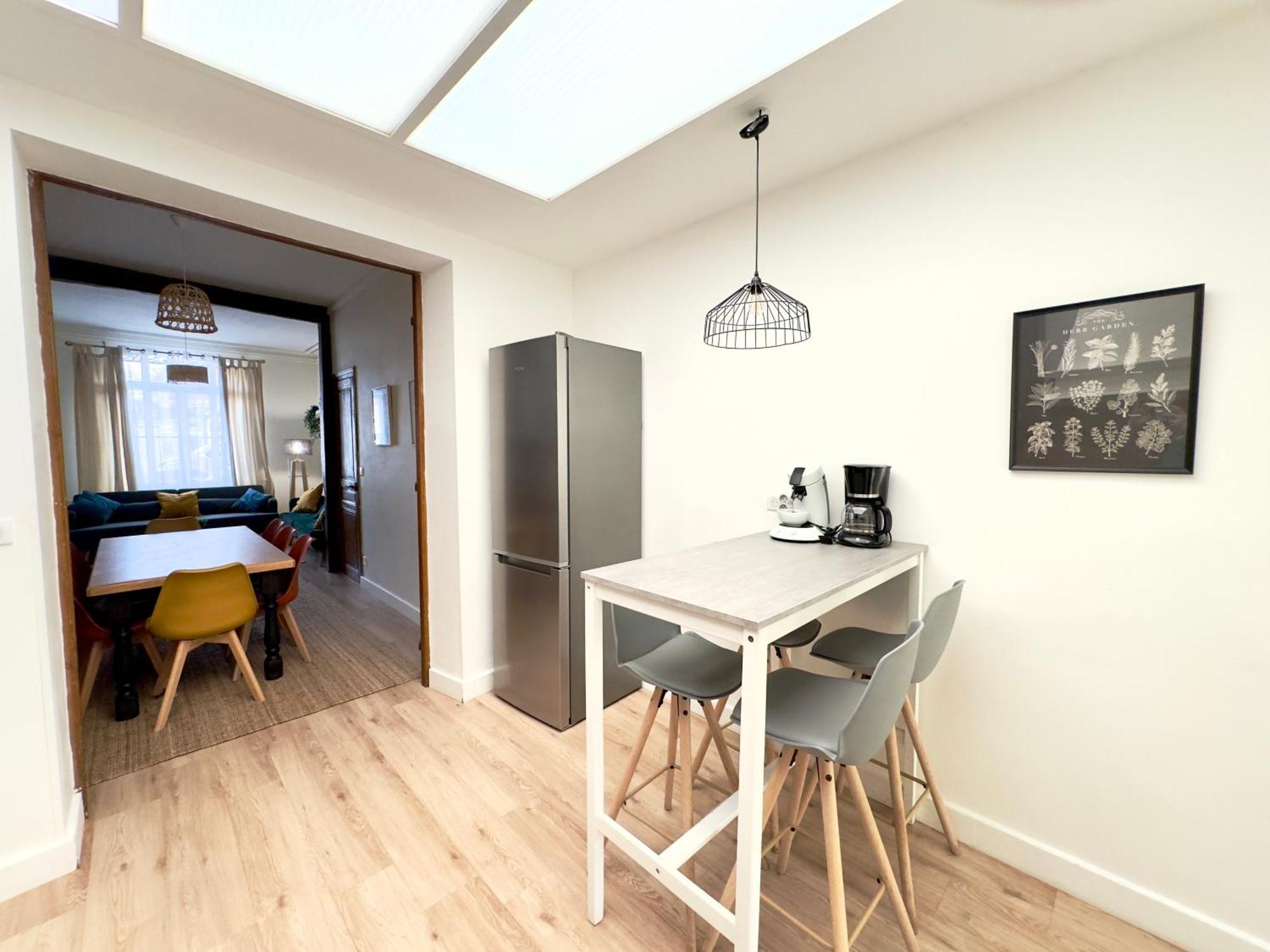 4 Chambres / Grande Maison / Toute équipée Amiens Esterno foto