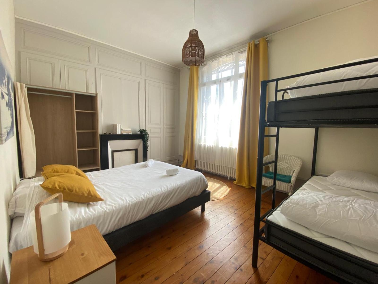 4 Chambres / Grande Maison / Toute équipée Amiens Esterno foto